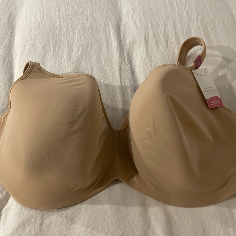 Cacique Collection- Lightly Lined Balconette  40J NWT